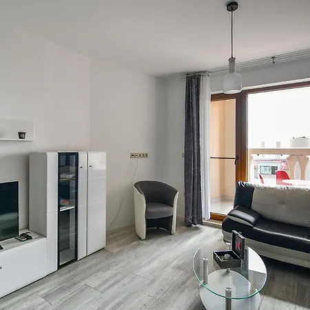 Private Beach 2br La Mer Flat With Free Parking Apartment