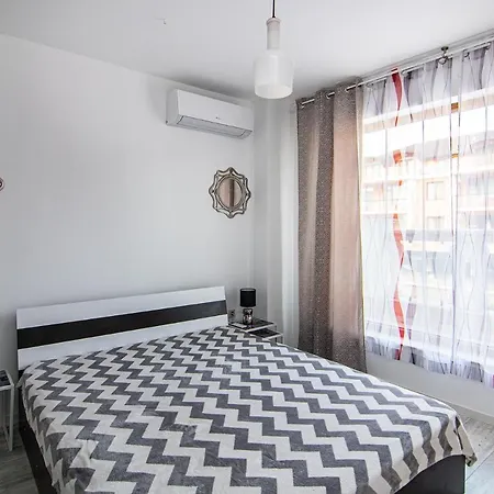 Apartment Private Beach 2br La Mer Flat With Free Parking