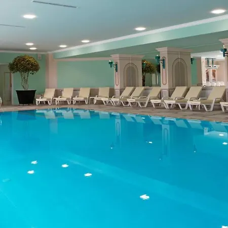 Apartment Private Beach 2br La Mer Flat With Free Parking *
