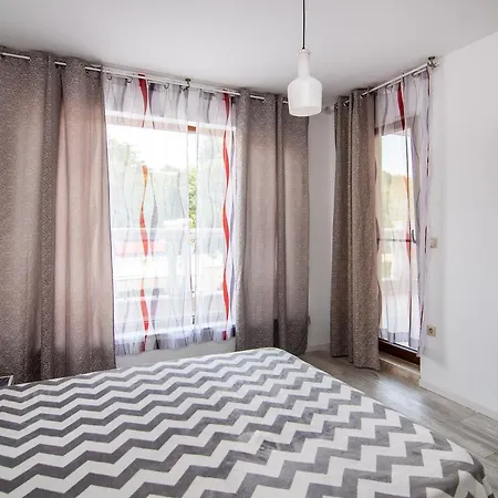 Apartment Private Beach 2br La Mer Flat With Free Parking