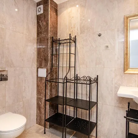 Private Beach 2br La Mer Flat With Free Parking