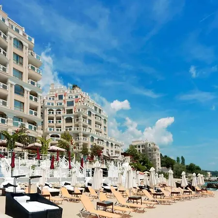 Private Beach 2br La Mer Flat With Free Parking Apartment Varna